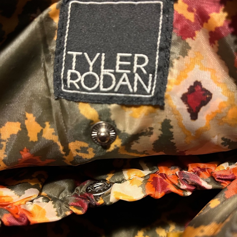 Tyler Rodan  shoulder bag or crossbody - Picture 7 of 16